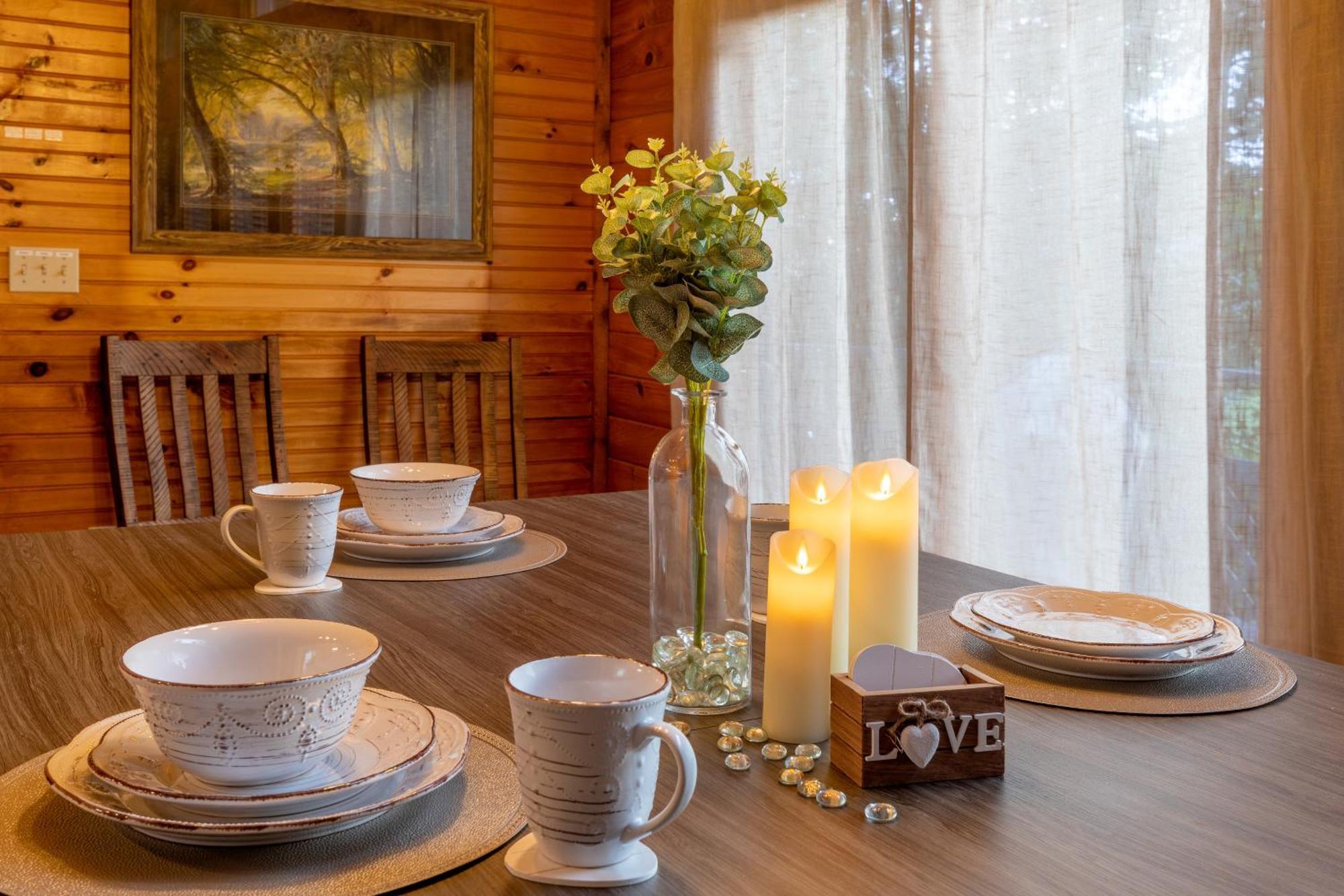 Real Log Cabin With Amazing Views, Hot Tub, Sauna, Games Gatlinburg Exterior photo